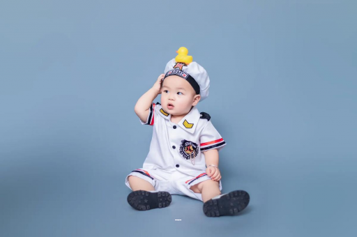 鸡西宝宝老摇头怎么回事 鸡西宝宝老摇头怎么回事